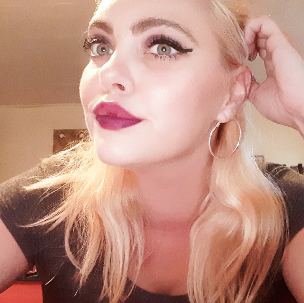 Meet your Posher, Brooke